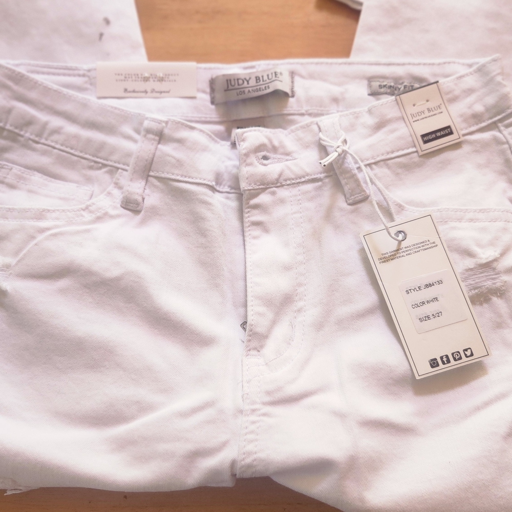Judy Blue White Skinny Jeans Classic Style